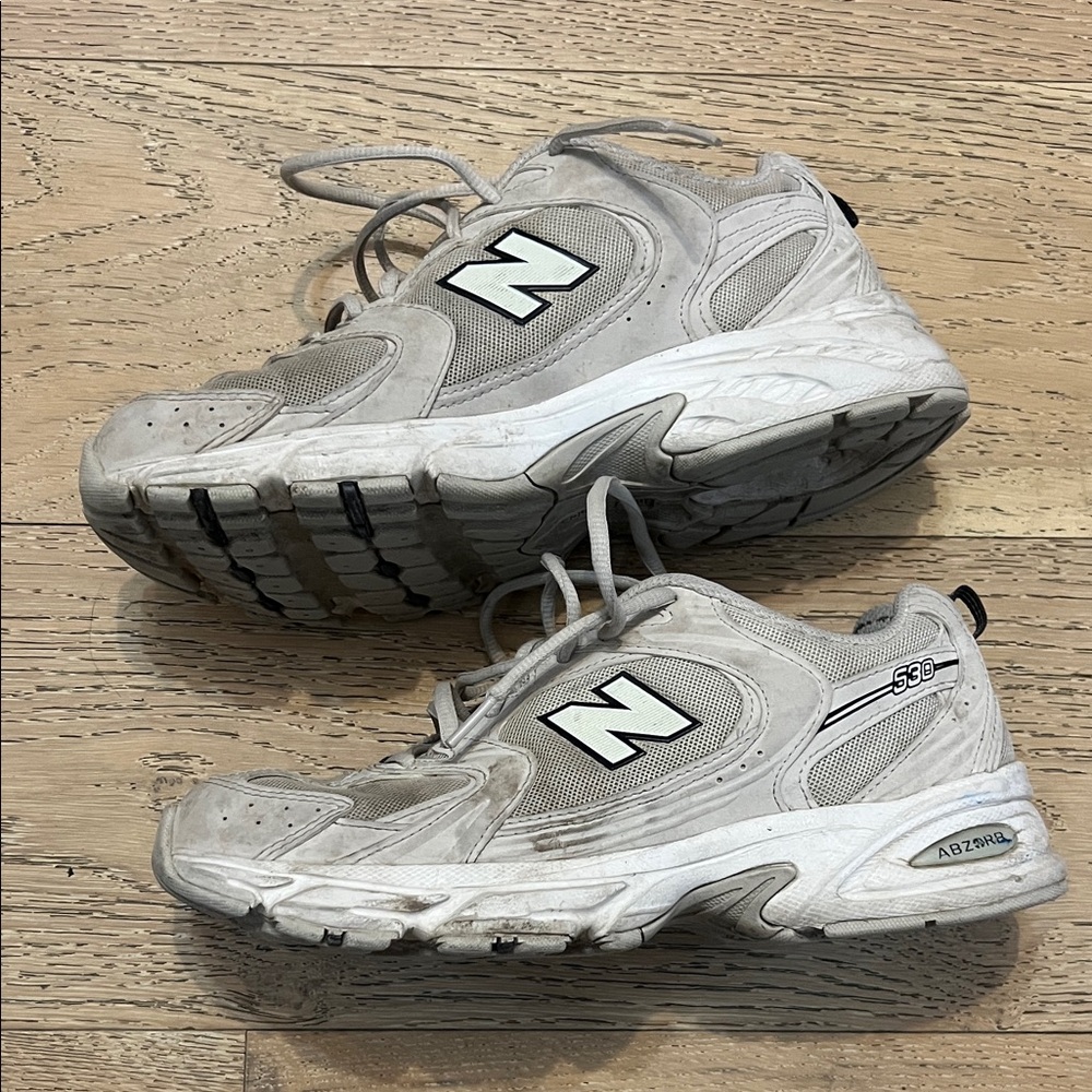 New Balance Women's White/Grey Athletic Sneakers